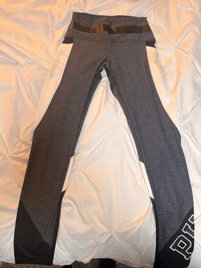 VS Pink Gray & Black Ultimate Athletic Leggings with White Mesh Side Panels